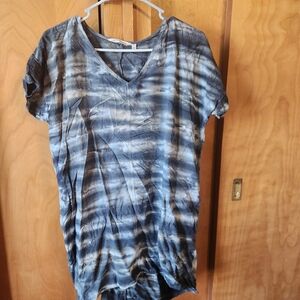 Soft Surroundings Navy Tie-Dye V-Neck Top